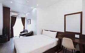 The Eastern Hotel & Apartment